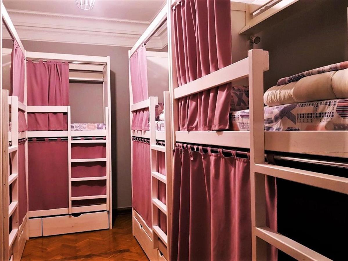 Булгакоff Hostel Kiev Buitenkant foto