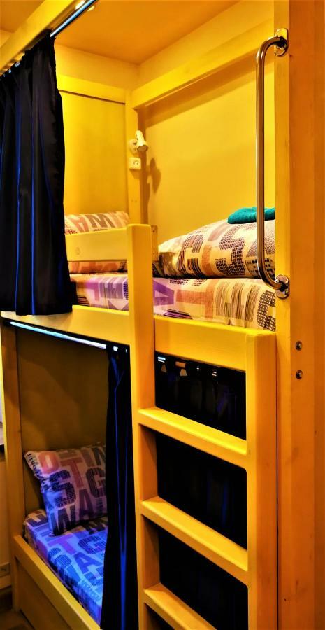 Булгакоff Hostel Kiev Buitenkant foto